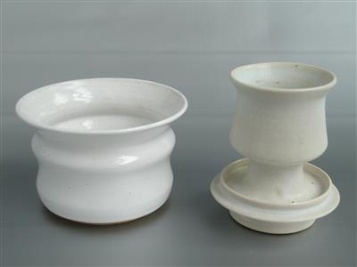 PD0561.jpg; PD0561; Twee vroege gedraaide vormen; vaas