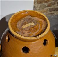 ce9bd9cb-ef92-4436-b6eb-450ab365abae.jpg; 0008; Uienpot; voorraadpot