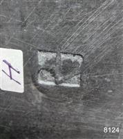 ff00442c-9246-4df8-8651-feeaedc69e24.jpg; 8124; Ovalen pot met golvende lijnen; pot