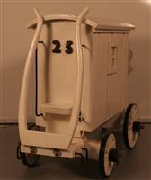 04809c.jpg; 04809; Badkoets met gestreepte markies; schaalmodel