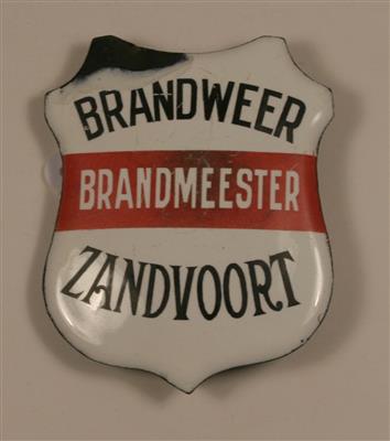 04831b.jpg; 04831; Brandmeester, Brandweer Zandvoort; embleem