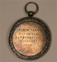 04844d.jpg; 04844; medaille, vaandel van de kinderoperette; medaille