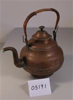 05191a.jpg; 05191; Koperen theepot; Theepot