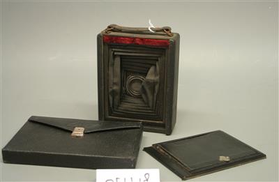 05419.jpg; 05419; uitklapfotocamera voor glasplaatnegatieven.; fotocamera