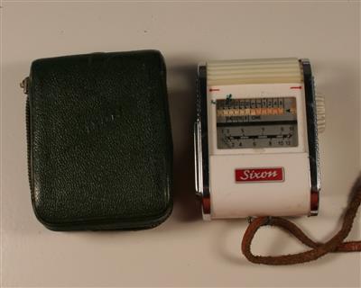 05443b.jpg; 05443; Belichtingsmeter Sixon met Color Finder van Gossen in etui; belichtingsmeter