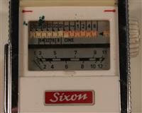 05443c.jpg; 05443; Belichtingsmeter Sixon met Color Finder van Gossen in etui; belichtingsmeter