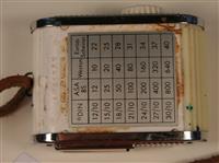 05443d.jpg; 05443; Belichtingsmeter Sixon met Color Finder van Gossen in etui; belichtingsmeter
