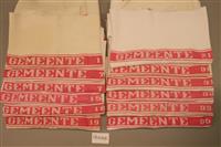 16000a.jpg; 16000; Witte handdoek met rode banden; handdoek