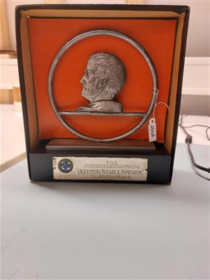 21e68789-10fe-4b0b-83ca-b684ebcc43d1.jpg; 27146; O.S.S. Prijs; prijs