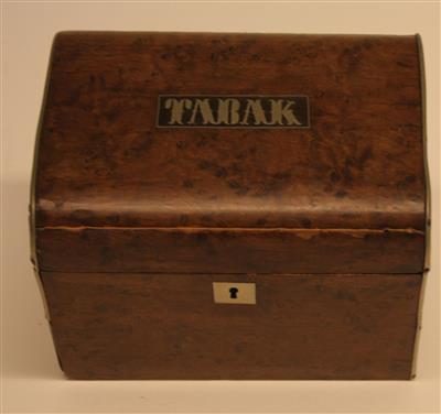 40154.jpg; 40154; luxe tabakskist met slot; tabakskist