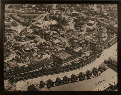ad205f03-12e8-42ff-b309-d2a4b312ca29.jpg; 04659; luchtfoto centrum Zandvoort; luchtfoto