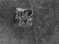 10013.7_D.bmp; 10013.01; Theepot met gravering in Biedemeierstijl; theepot