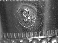 10051.4_E.bmp; 10051.01=06; 5 Vingerhoeden in schilpad doosje; vingerhoed