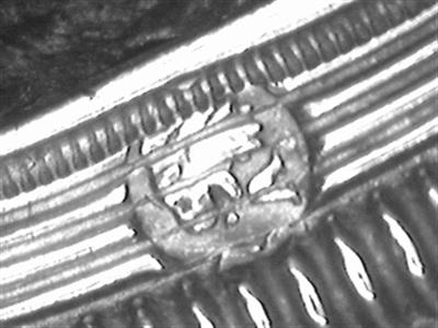 10981_A.bmp; 10981; Beursje met gouden beugel; beursje