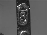 11540_A.bmp; 11540; miniatuur hangijzer; miniatuurhouder