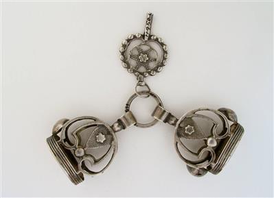 11750.a-c.jpg; 11750; ; chatelaine