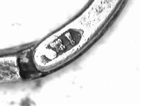 11750.d_D.bmp; 11750; ; chatelaine