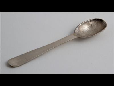 11993-10-1-800.jpeg; 11993.10; Met je handen eten; lepel