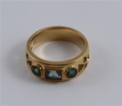 15001.1-01.jpg; 15001.01=02; Gouden ring met toermalijn; ring