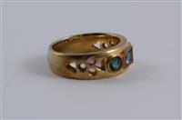 15001.1-02.jpg; 15001.01; Gouden ring met toermalijn; ring