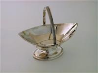 40076.4.jpg; 40076.01=04; Theeservies; theeservies