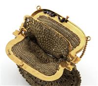 40107.1-07.jpg; 40107; Beursje met gouden beugel; beursje